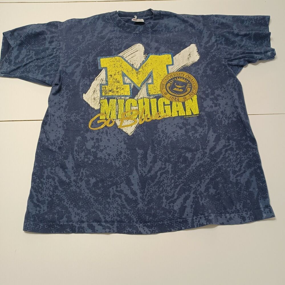 Ramblers Michigan University Mens XL T-Shirt Go Blue 1817 Crew Large Yellow Logo